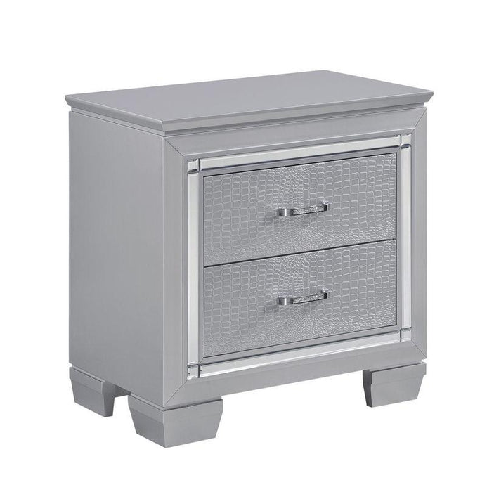 Allura Nightstand in Silver 1916-4